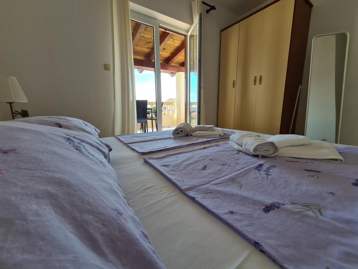 Apartman Karmen Barbat na Rabu Eksteriør bilde