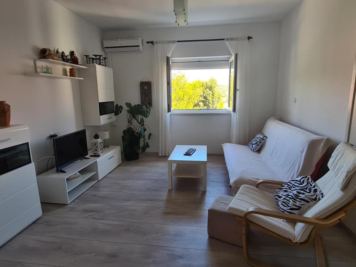 Apartman Karmen Barbat na Rabu Eksteriør bilde