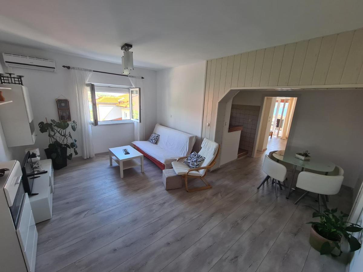 Apartman Karmen Barbat na Rabu Eksteriør bilde